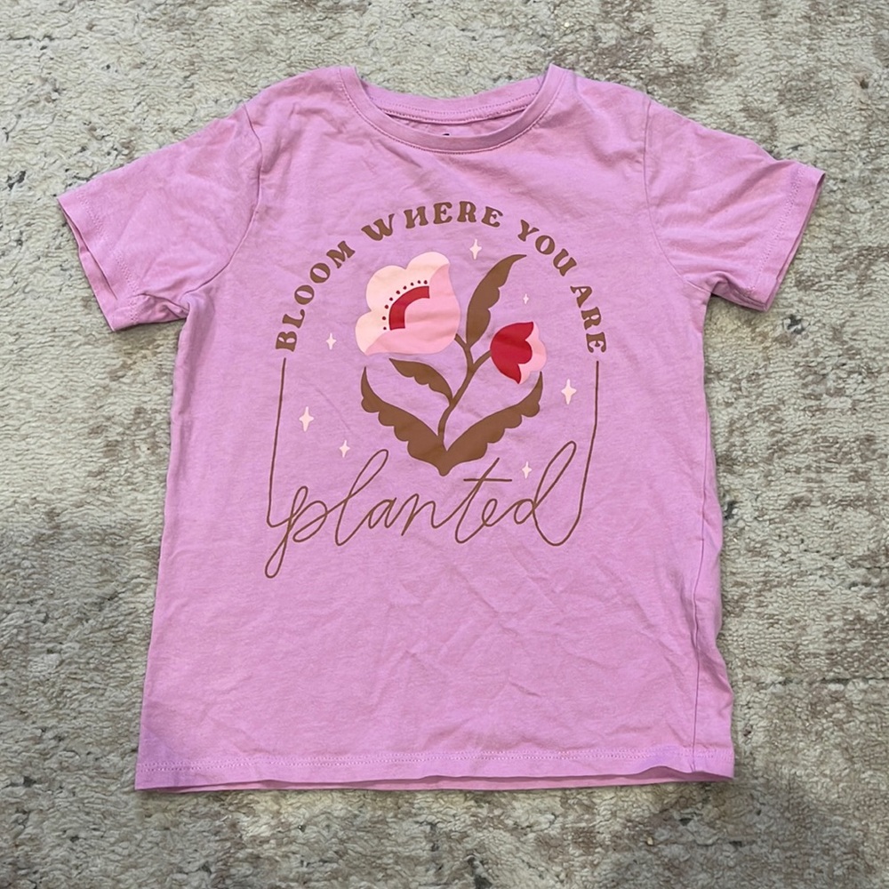 Graphic tee